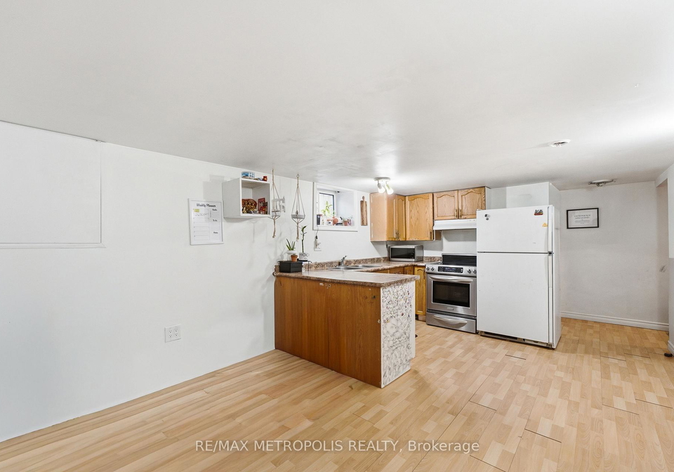 312-palmerston-avenue-whitby-ontario-e13490124