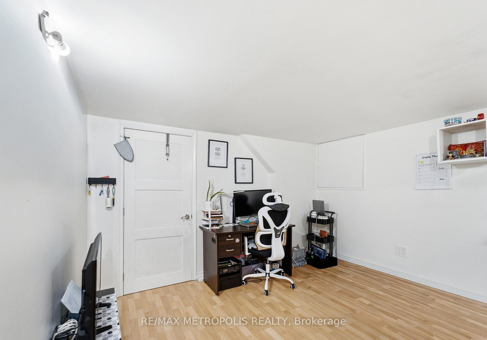 312-palmerston-avenue-whitby-ontario-e13490124