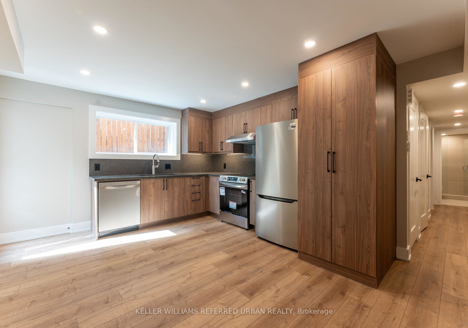 352-jones-avenue-toronto-toronto-ontario-e13490210