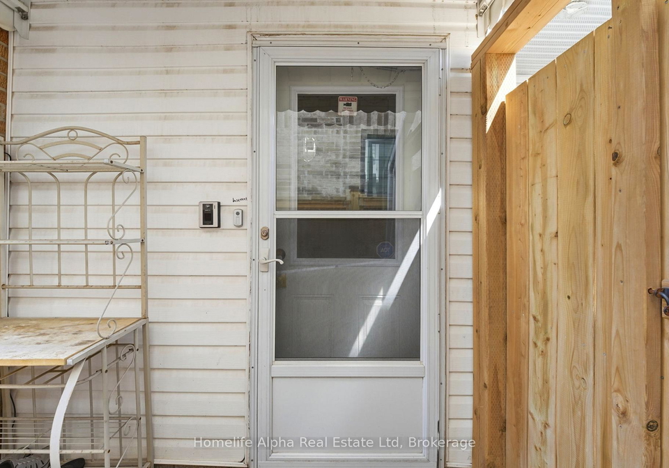 11-leeswood-crescent-toronto-scarborough-ontario-e13490334