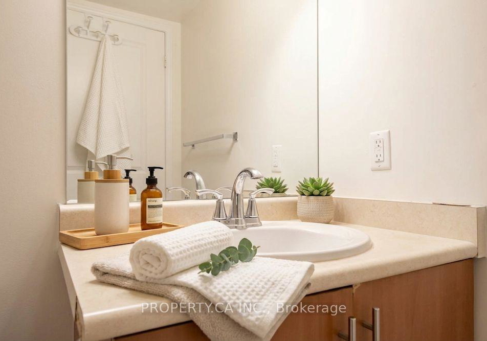 8-rosebank-drive-toronto-scarborough-ontario-e13490586