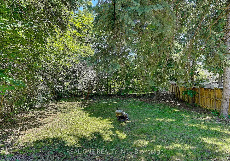 37-lauralynn-crescent-toronto-scarborough-ontario-e13490624