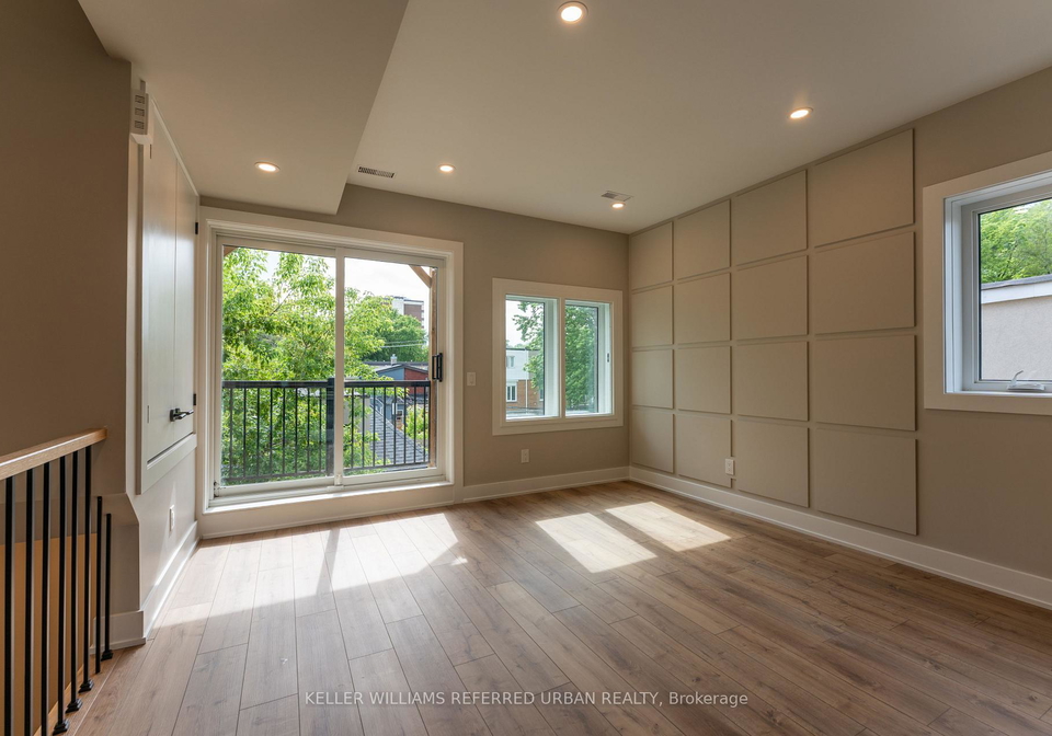 352-jones-avenue-toronto-toronto-ontario-e13491536