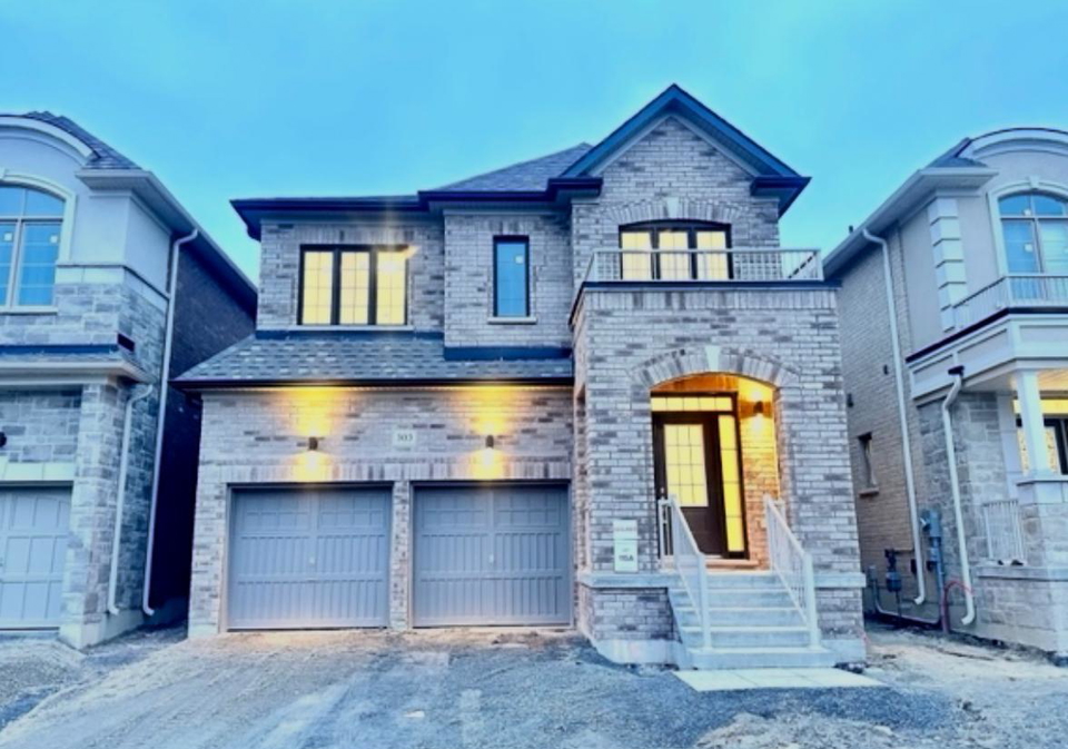 303-fleetwood-drive-oshawa-ontario-e13491812