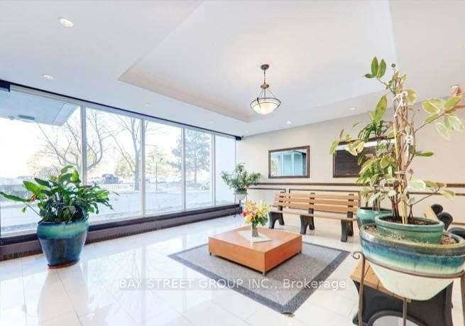 1250-bridletowne-circle-toronto-scarborough-ontario-e13491838