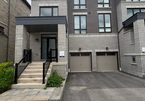 31-douet-lane-ajax-ontario-e13492720
