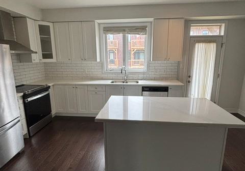 31-douet-lane-ajax-ontario-e13492720