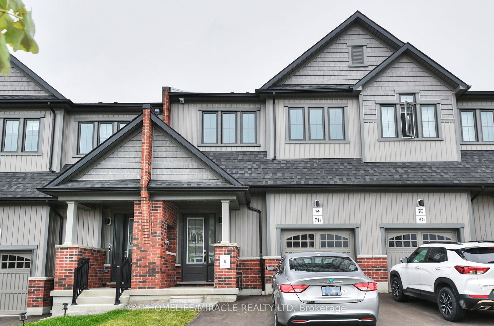 74b-ziibi-way-clarington-ontario-e13492840
