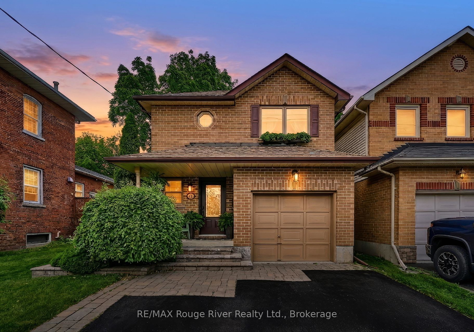 100-queen-street-clarington-ontario-e13492974