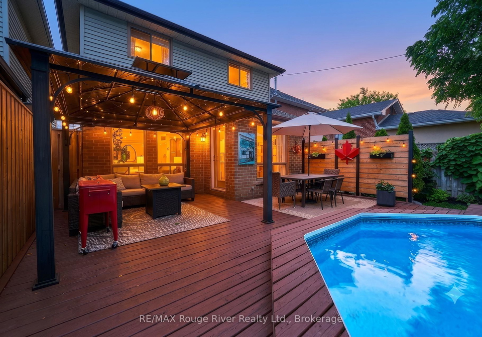 100-queen-street-clarington-ontario-e13492974
