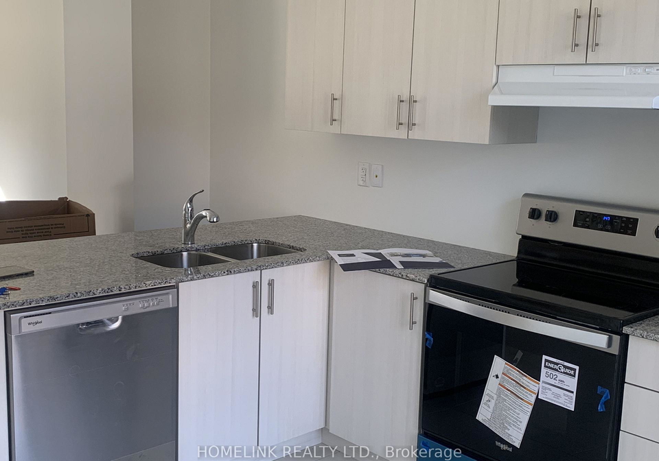 51-selfridge-way-whitby-ontario-e13493306