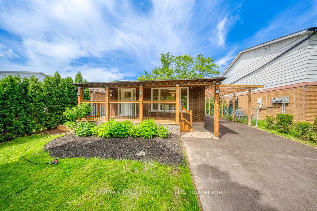 28-crittenden-square-toronto-scarborough-ontario-e13493810