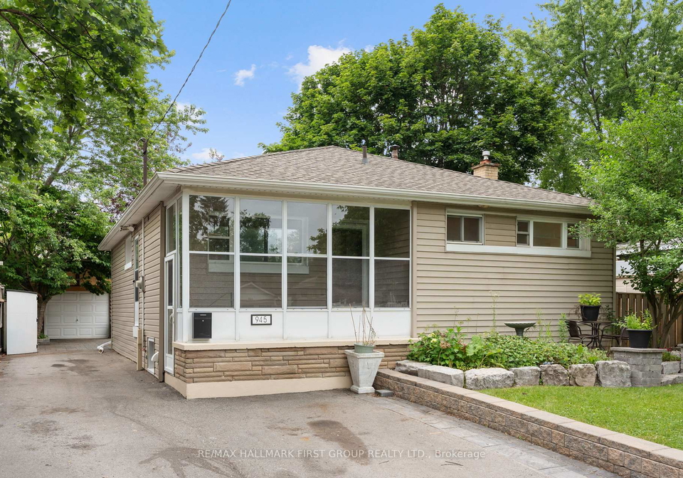 945-donovan-crescent-whitby-ontario-e13493936