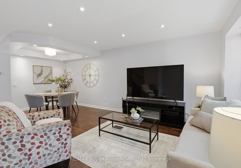 1546-village-street-pickering-ontario-e13494034