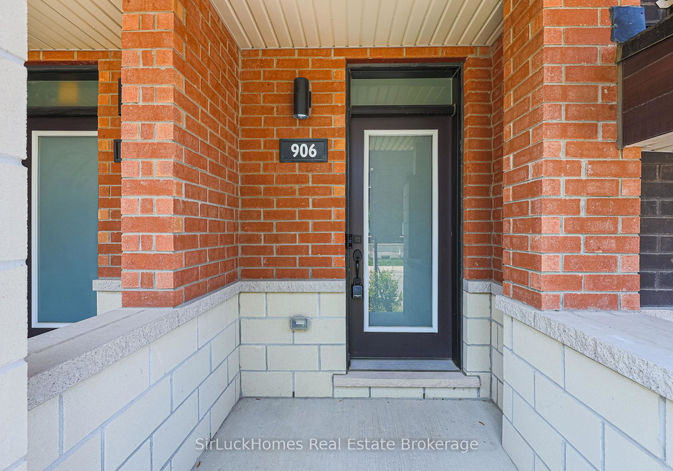 906-kicking-horse-path-oshawa-ontario-e13494400