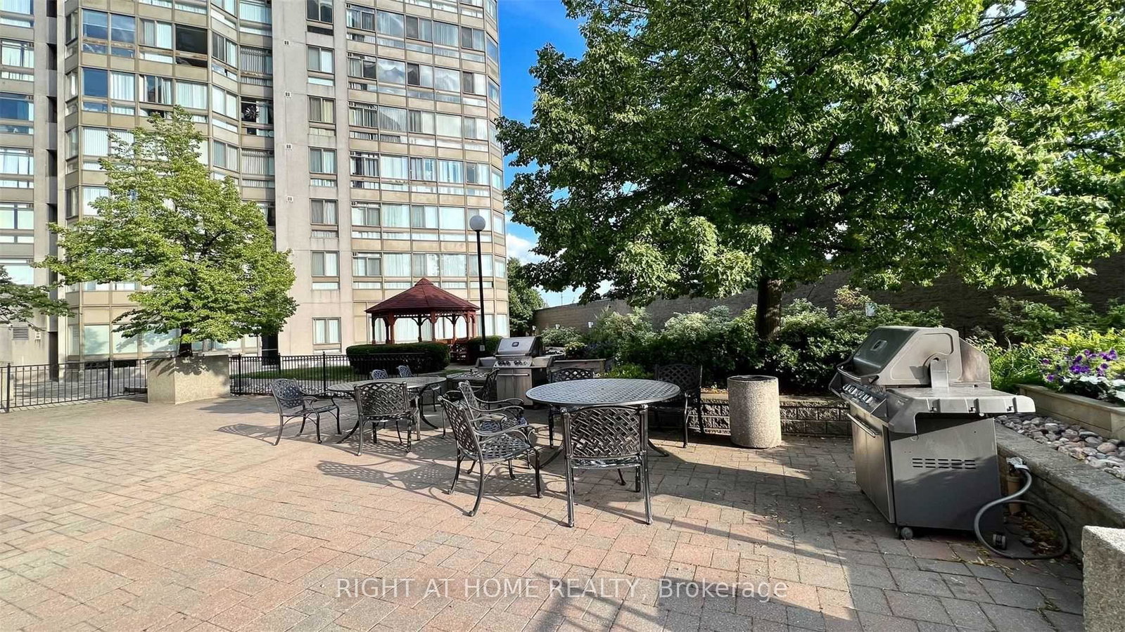 3233-eglinton-avenue-e-toronto-scarborough-ontario-e13494560