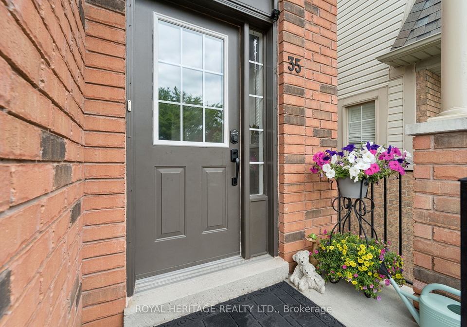 35-aspen-park-way-whitby-ontario-e13494710