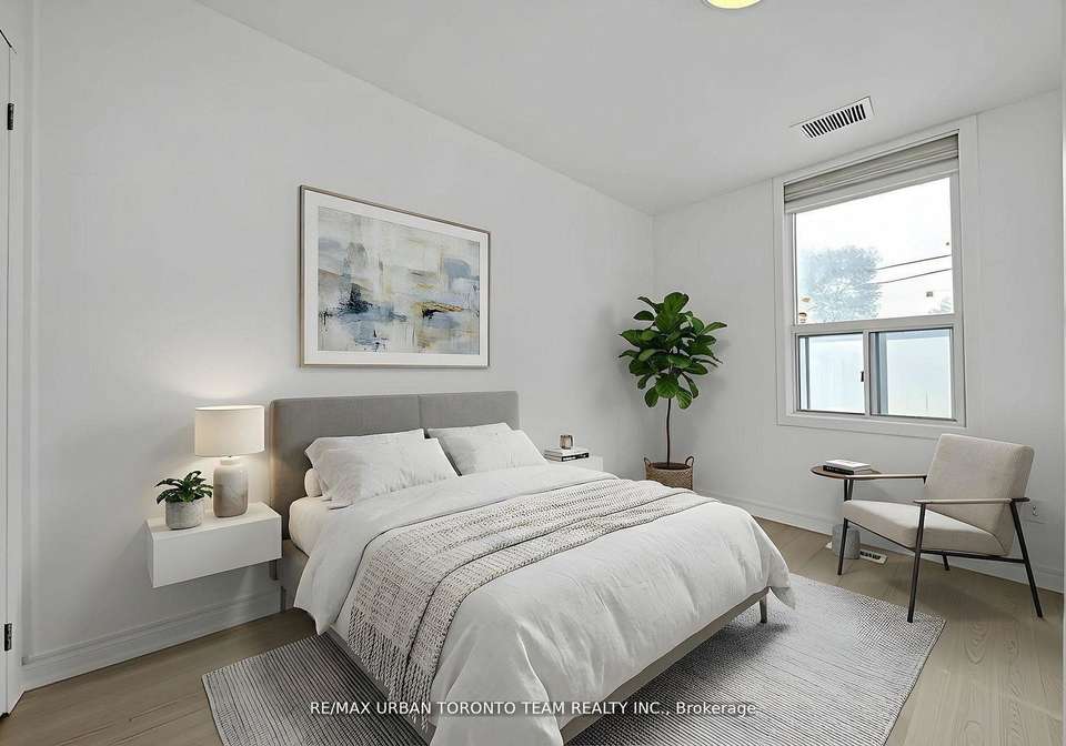 880-dundas-street-e-toronto-toronto-ontario-e13494770