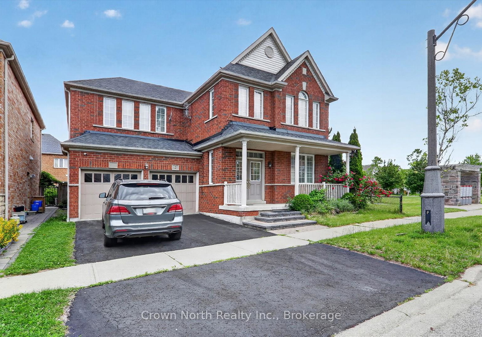 2-mccarrick-street-ajax-ontario-e13496970