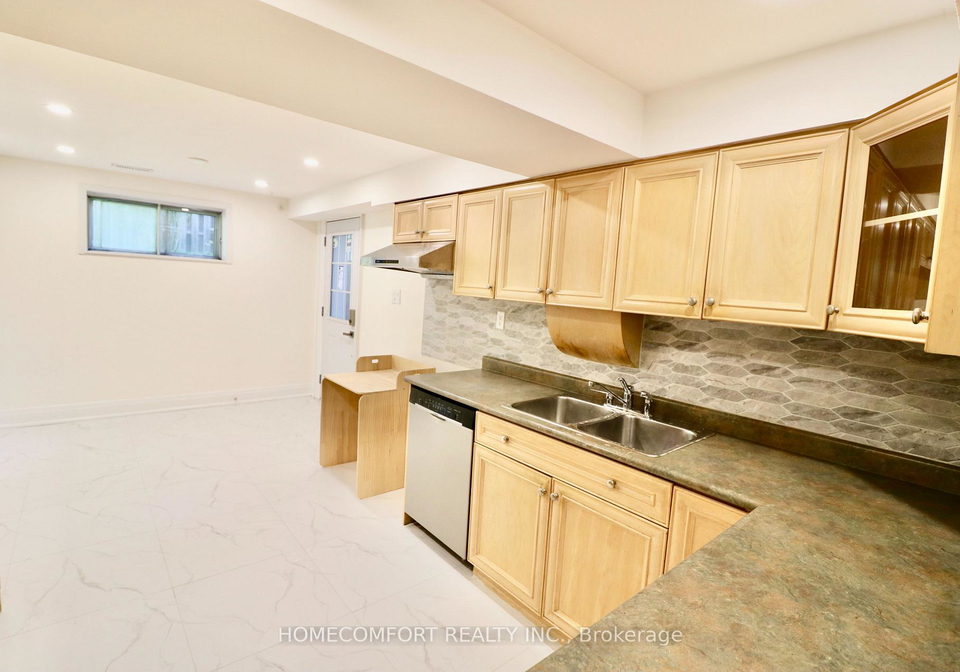 69-fairglen-avenue-toronto-scarborough-ontario-e13497610