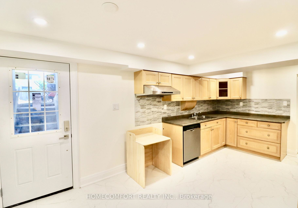 69-fairglen-avenue-toronto-scarborough-ontario-e13497610