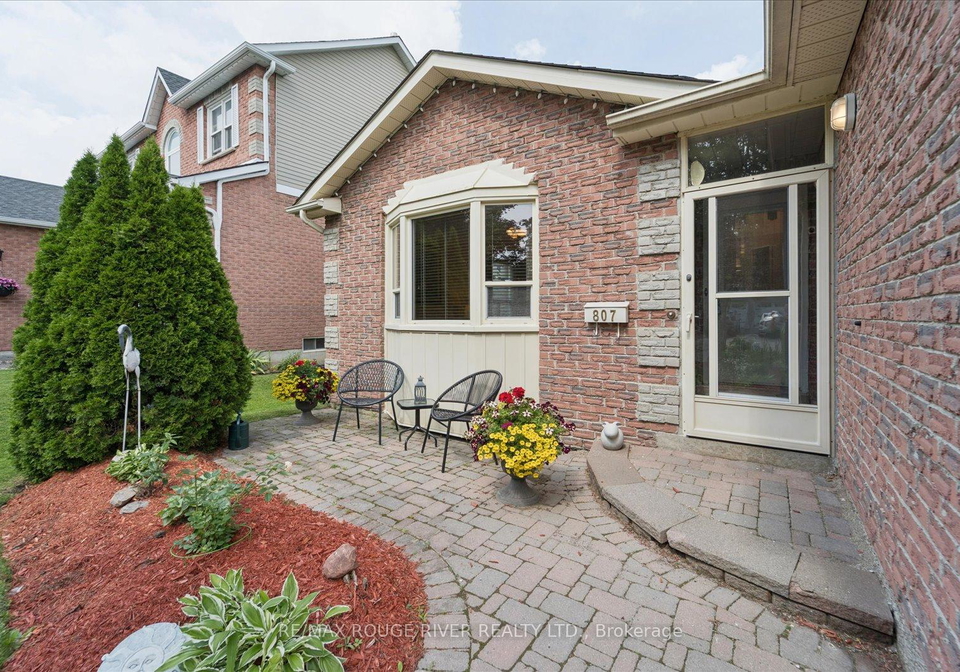 807-red-maple-court-whitby-ontario-e13497792