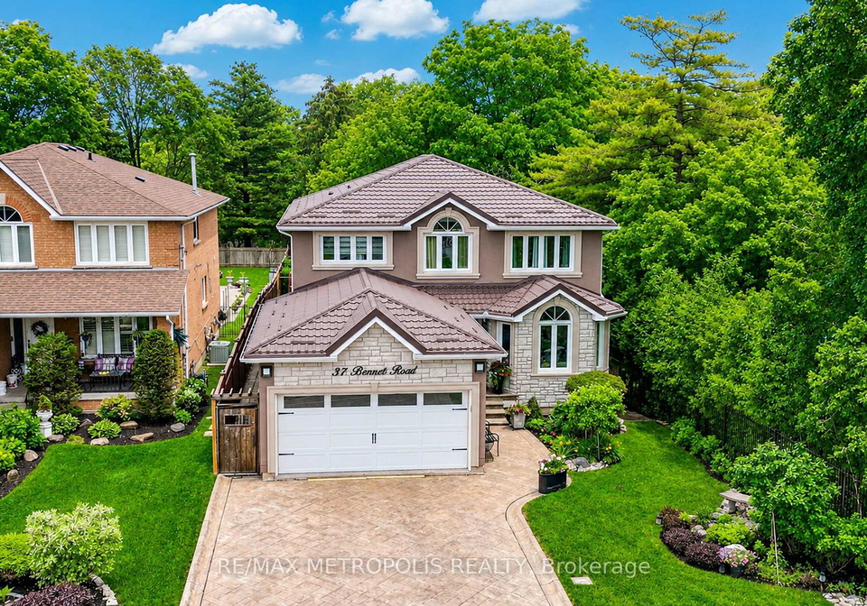 37-bennett-road-toronto-scarborough-ontario-e13497836