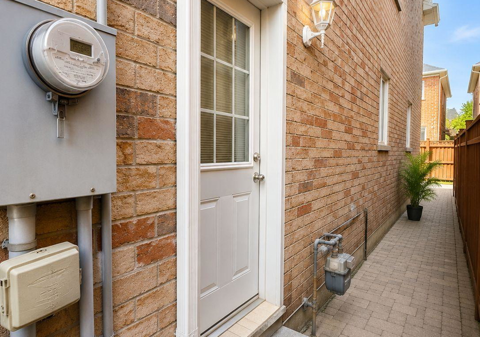 81-trumpeter-street-toronto-scarborough-ontario-e13497848