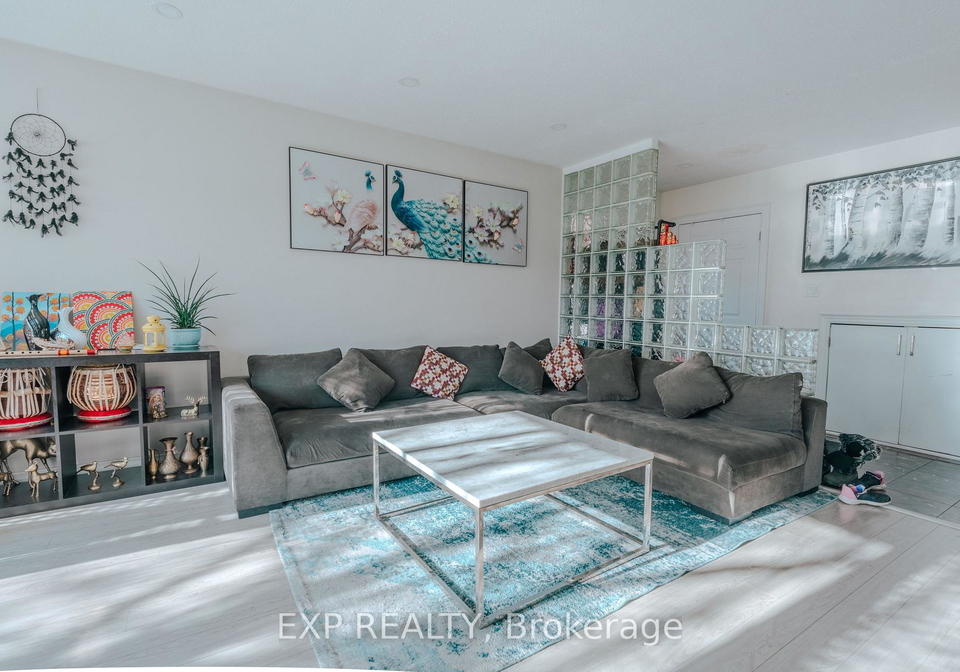 20-manorglen-crescent-toronto-scarborough-ontario-e13498250