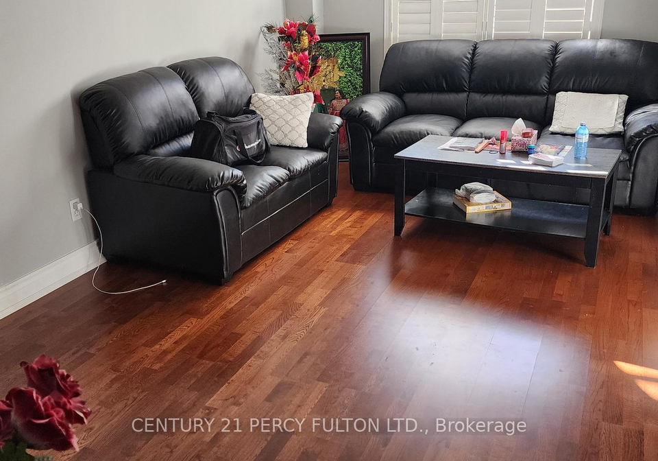 14-flatfield-terrace-toronto-scarborough-ontario-e13498276
