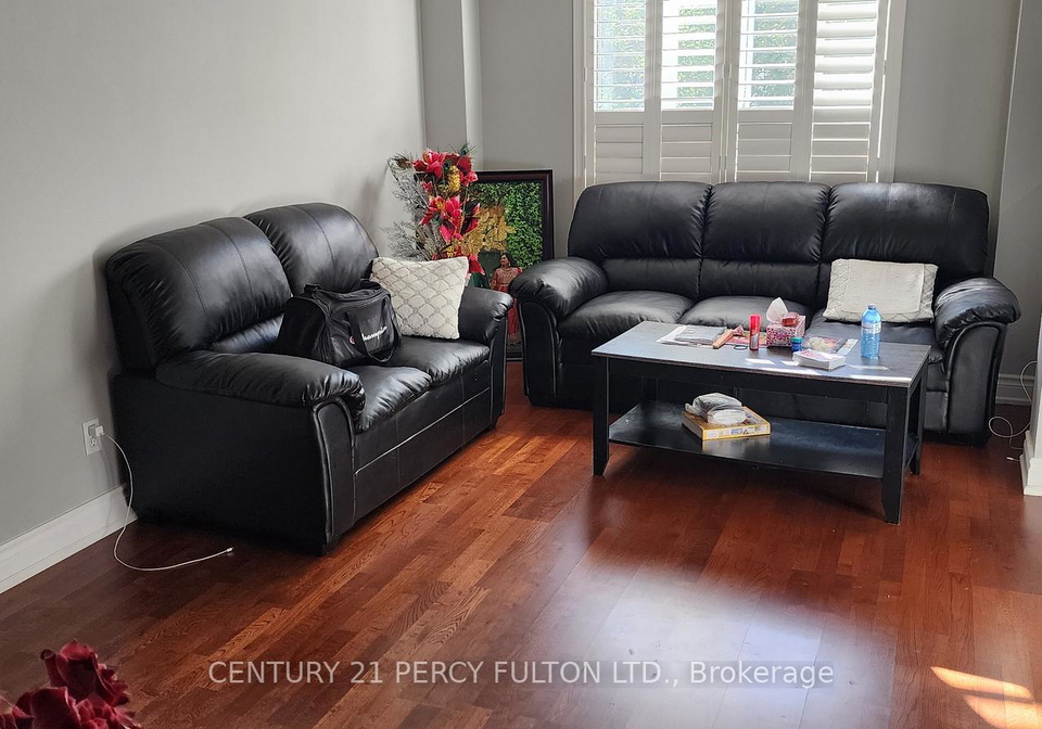 14-flatfield-terrace-toronto-scarborough-ontario-e13498276