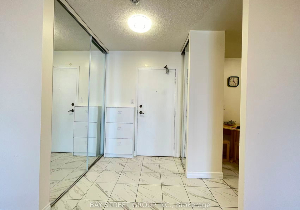 25-bamburgh-circuit-toronto-scarborough-ontario-e13498540