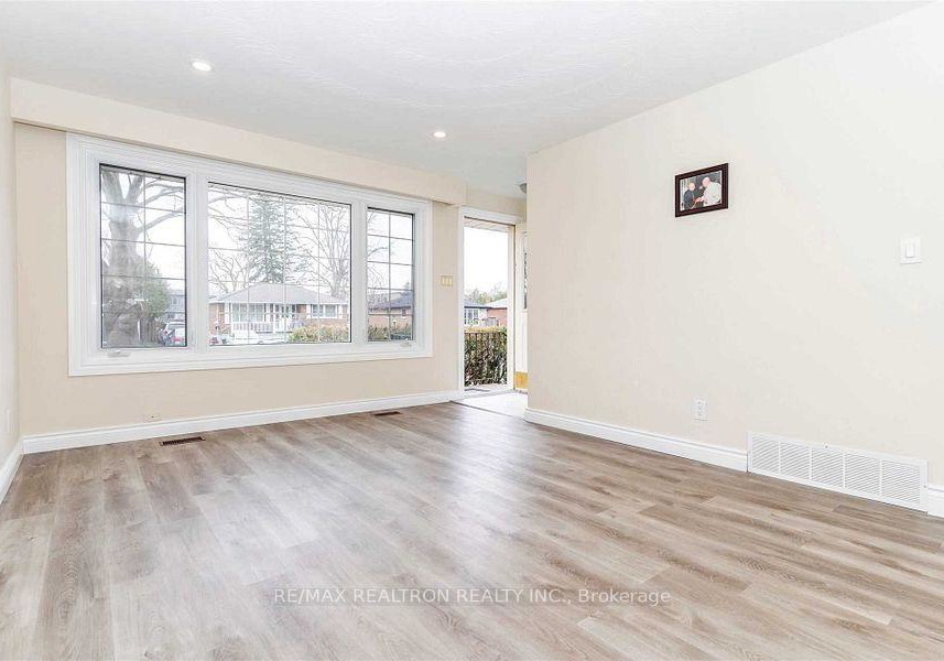 98-wayne-avenue-oshawa-ontario-e13498856