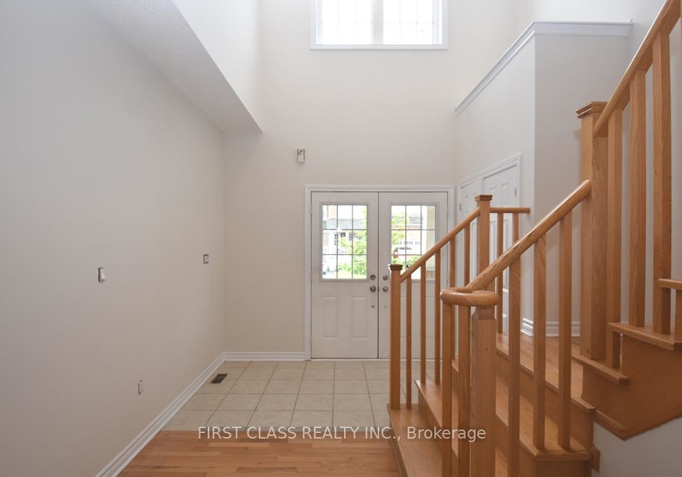 2588-standardbred-drive-oshawa-ontario-e13498872