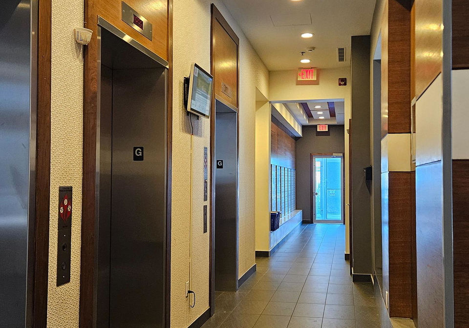 70-town-centre-court-toronto-scarborough-ontario-e13499406