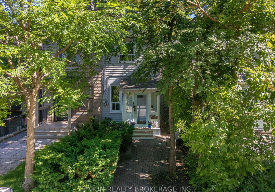 11-battenberg-avenue-toronto-toronto-ontario-e13499620