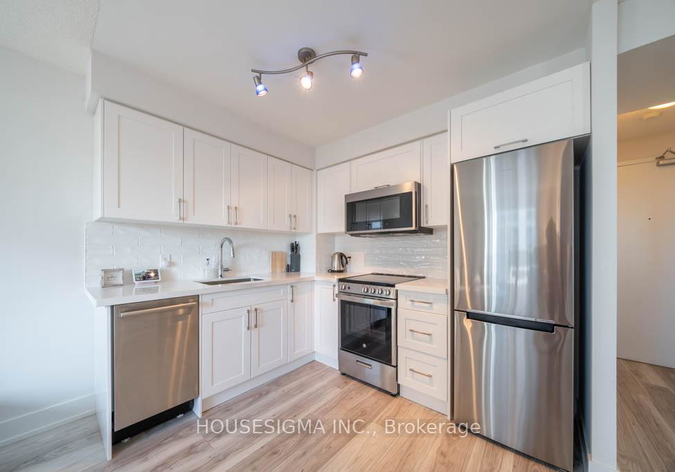 38-lee-centre-drive-toronto-scarborough-ontario-e13499648