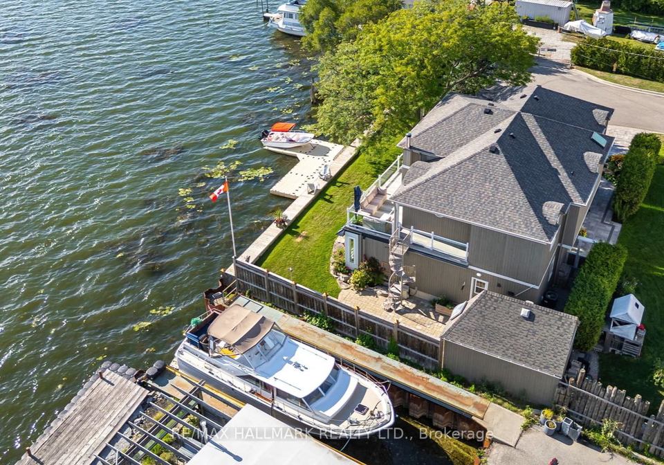 1275-wharf-street-pickering-ontario-e13500404