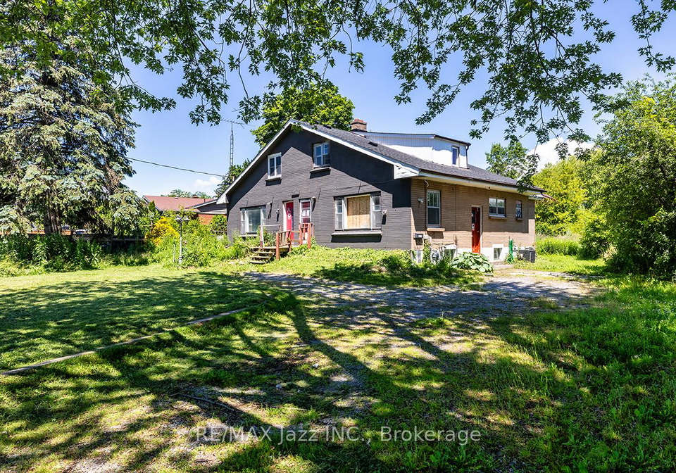 2216-highway-2-clarington-ontario-e13500628
