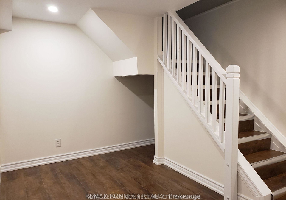 50-birchmount-road-toronto-scarborough-ontario-e13500700