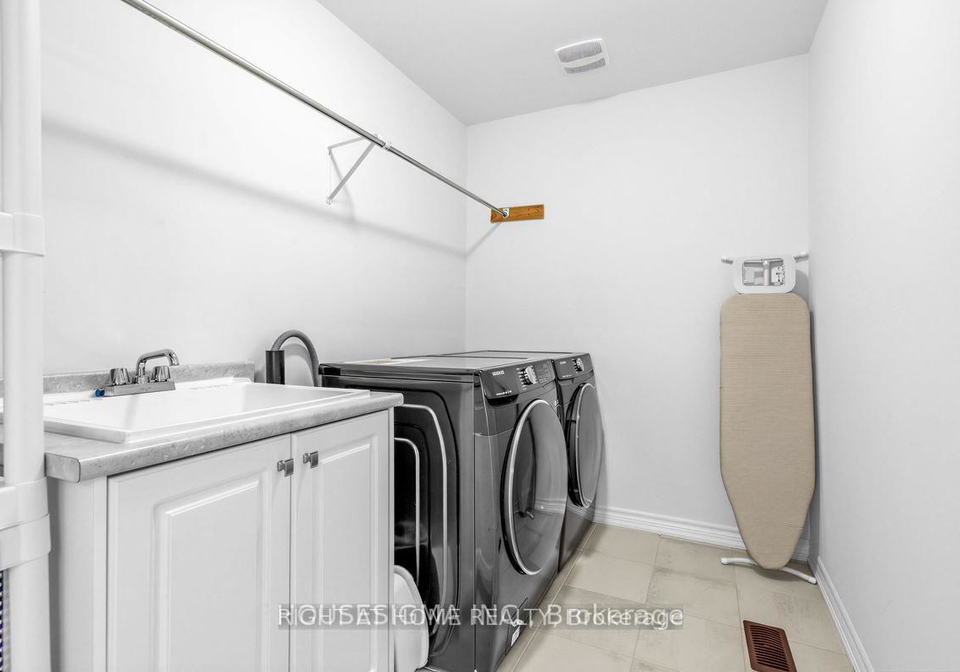 1348-apollo-street-s-oshawa-ontario-e13500818