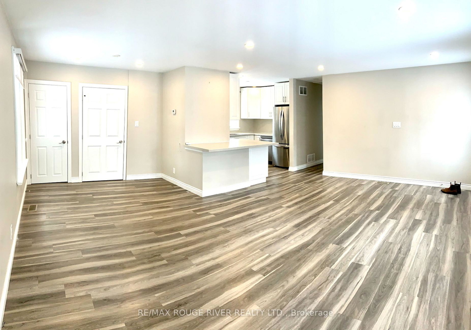 513-rossland-road-e-oshawa-ontario-e13500834