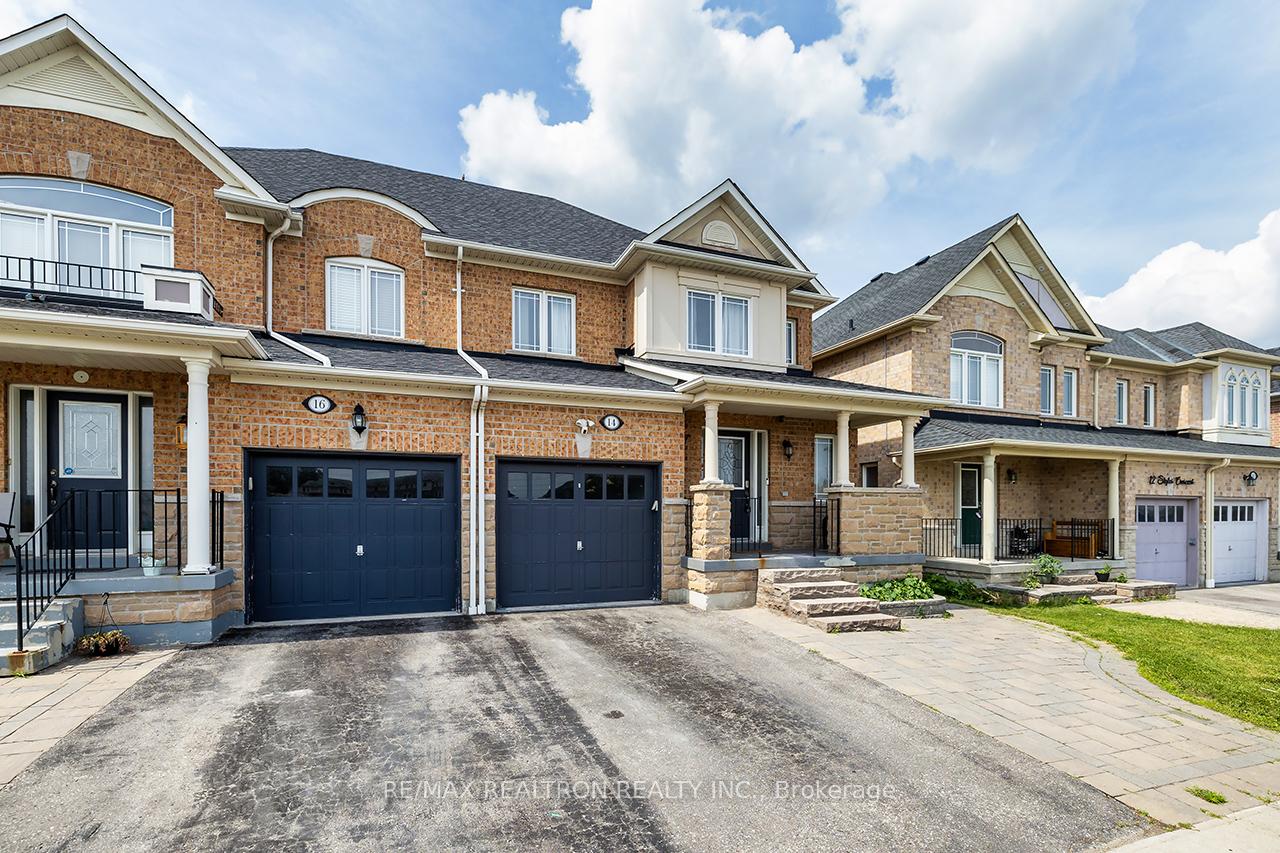 14-styles-crescent-ajax-ontario-e13501478