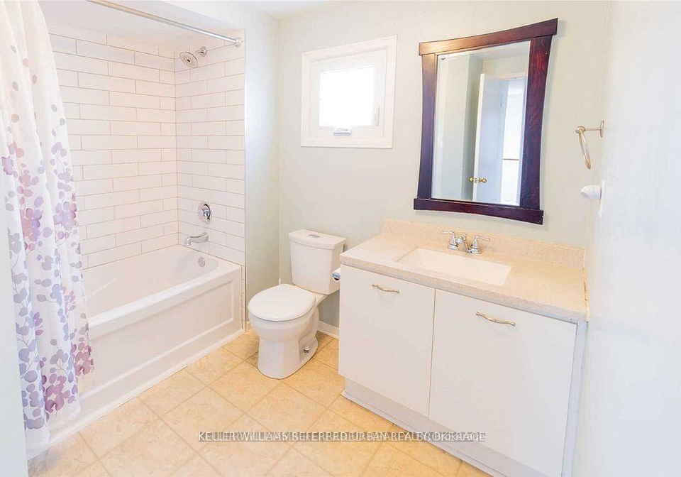 44-keys-drive-ajax-ontario-e13502160