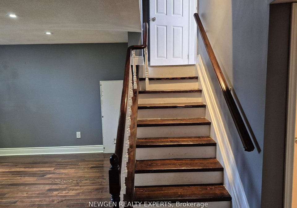 512-bloor-street-e-oshawa-ontario-e13502208