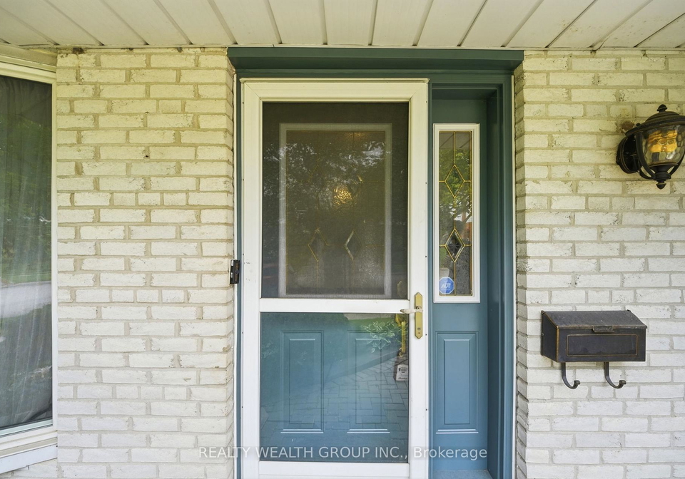 23-pipers-green-avenue-toronto-scarborough-ontario-e13503240