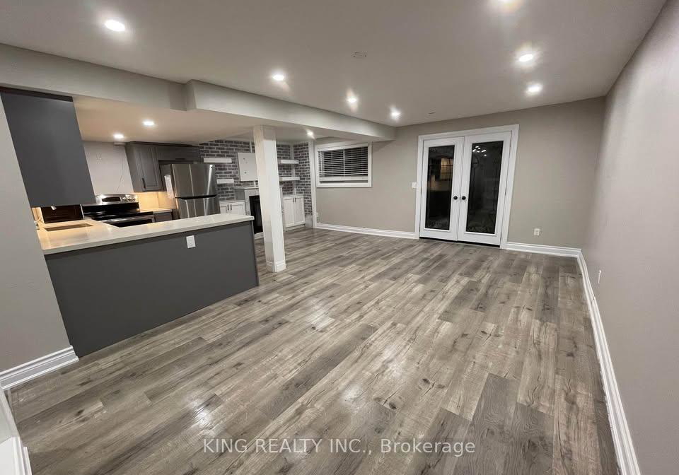 728-down-crescent-oshawa-ontario-e13503280