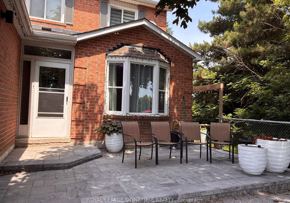 4-bramwell-drive-ajax-ontario-e13503808