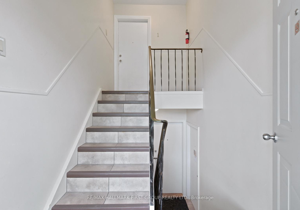 361-dwight-avenue-oshawa-ontario-e13503986