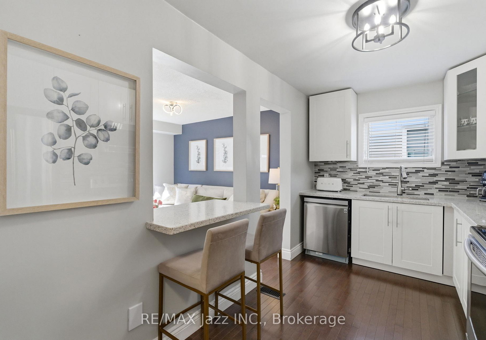 555-cobblehill-drive-oshawa-ontario-e13504278